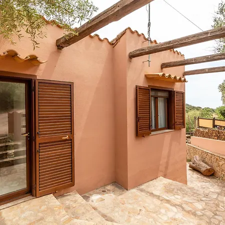 Blue Bay A Pochi Passi Dalla Baia Di Porto Luna *