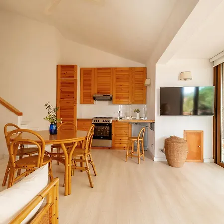 Blue Bay A Pochi Passi Dalla Baia Di Porto Luna *