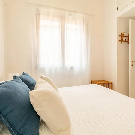 Villa Blue Bay A Pochi Passi Dalla Baia Di Porto Luna *