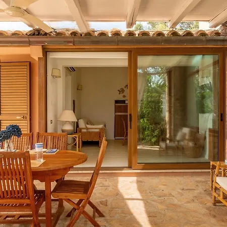 Blue Bay A Pochi Passi Dalla Baia Di Porto Luna