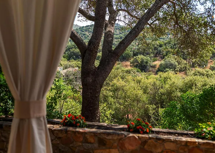 Blue Bay A Pochi Passi Dalla Baia Di Porto Luna