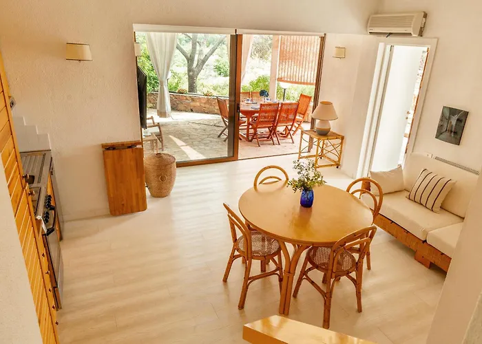 Blue Bay A Pochi Passi Dalla Baia Di Porto Luna * Villasimius